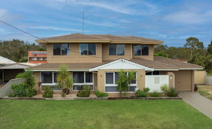 8 Kirkham St, Pinjarra, WA 6208