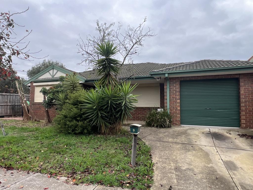 9 Howqua Way, Taylors Hill, VIC 3037