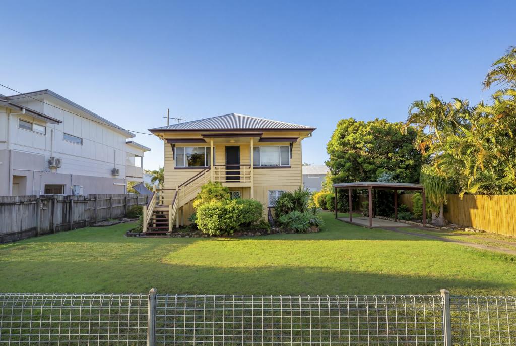 76 Grattan Tce, Manly, QLD 4179