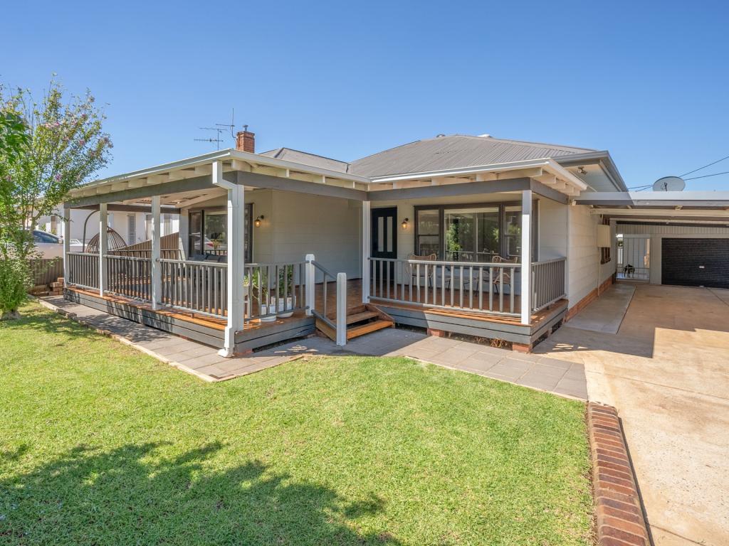 74 Noorilla St, Griffith, NSW 2680