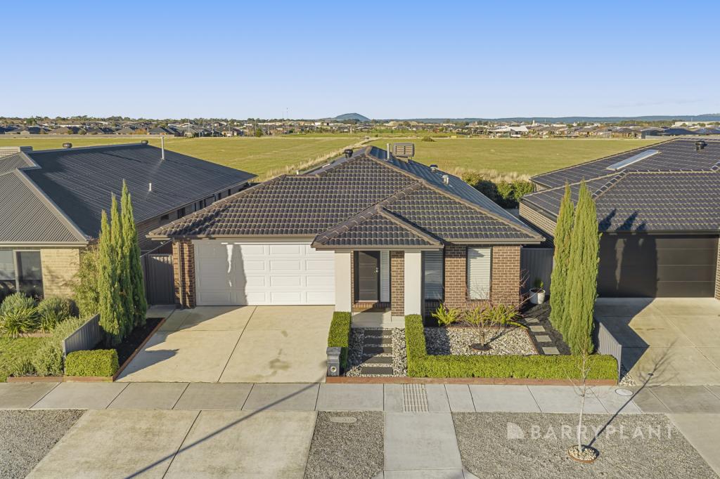 54 LUGANO AVE, ALFREDTON, VIC 3350