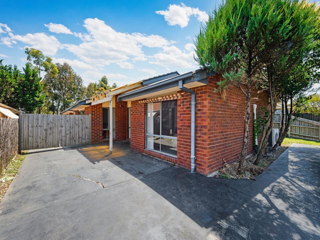 70 Raisell Rd, Cranbourne West, VIC 3977