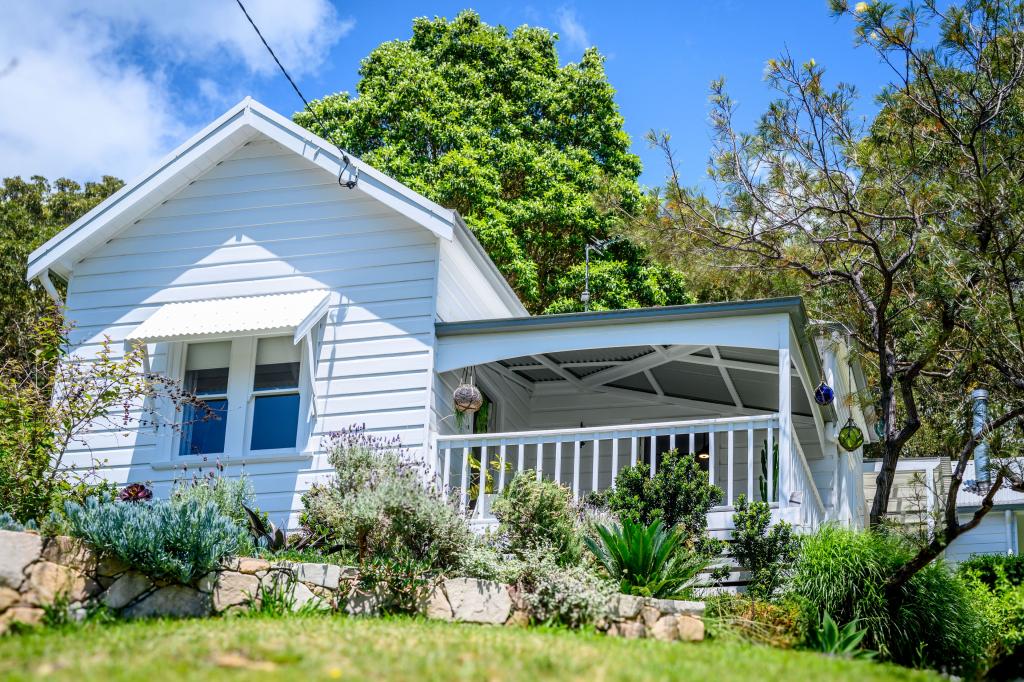 21 HIGH VIEW RD, PRETTY BEACH, NSW 2257