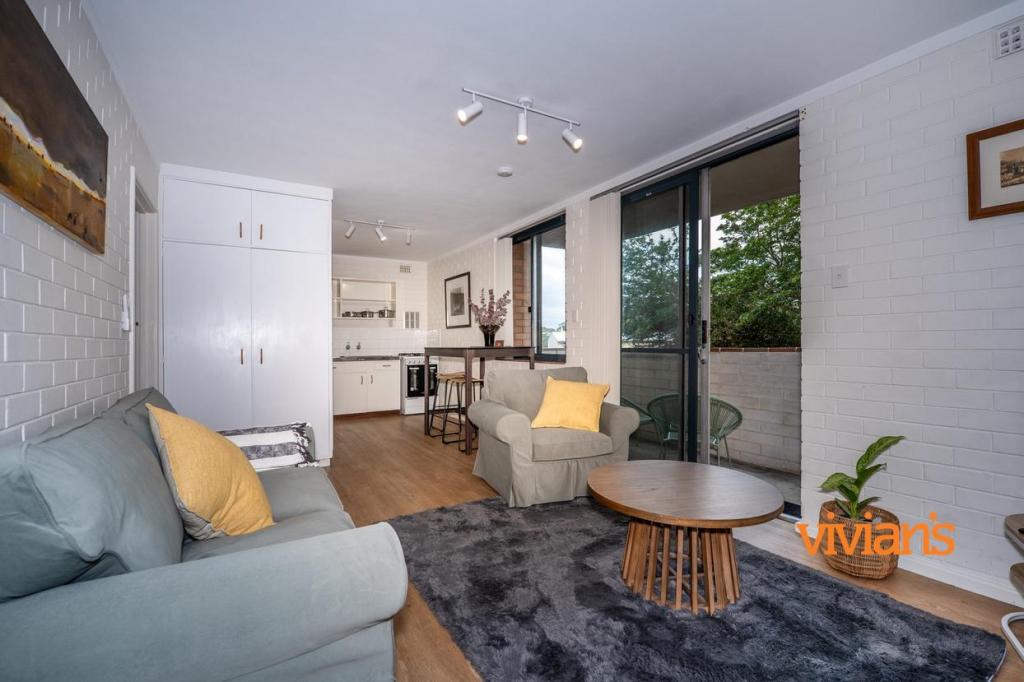 42/4 DOVER CT, MOSMAN PARK, WA 6012