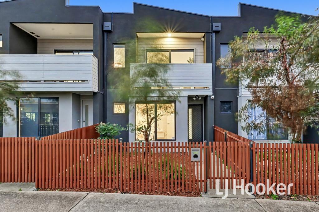 146 Henry St, Pakenham, VIC 3810