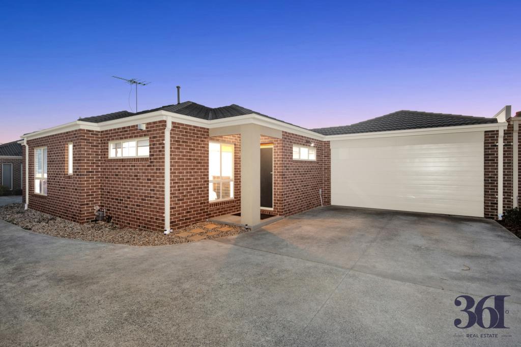 2/7 Reidy Rise, Harkness, VIC 3337