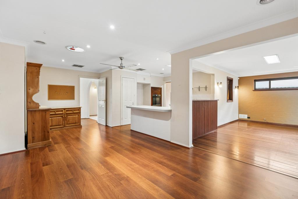86 Regency Dr, Thornlie, WA 6108