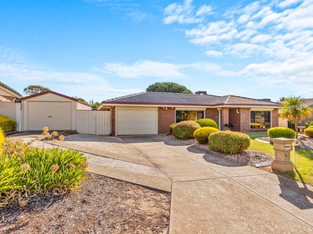 11 Larrimah Rd, Morphett Vale, SA 5162