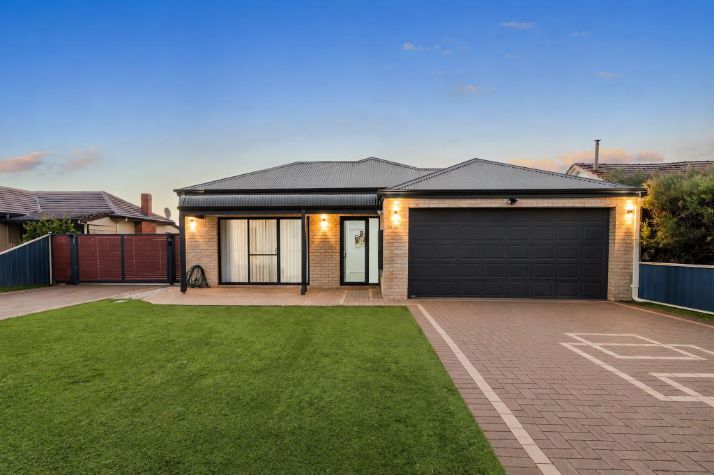 322a Wharf St, Queens Park, WA 6107
