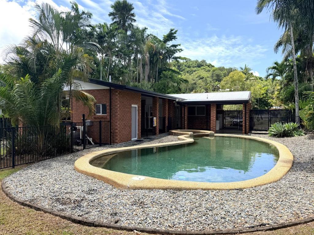 2 GOULDIAN ST, BAYVIEW HEIGHTS, QLD 4868