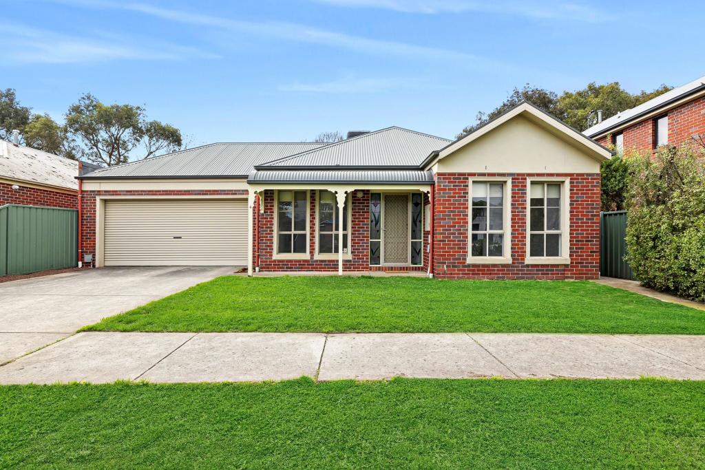 4 Parbury Ave, Lake Gardens, VIC 3355