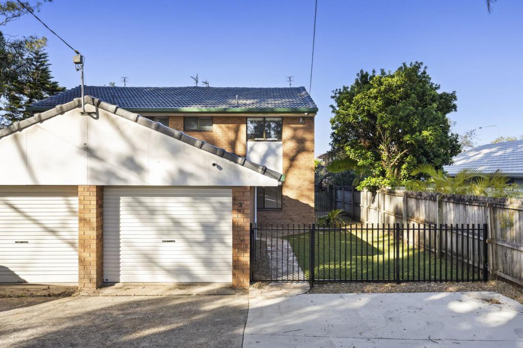 2/11 Waratah Ave, Biggera Waters, QLD 4216