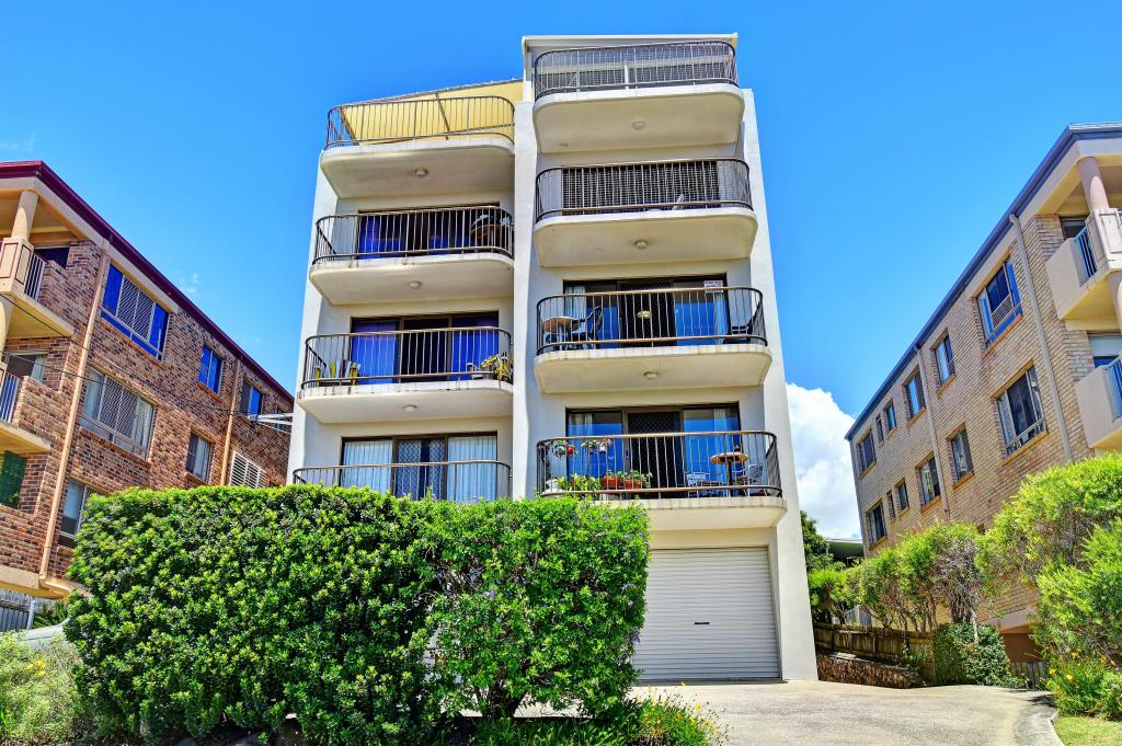 4/8 Mahia Tce, Kings Beach, QLD 4551