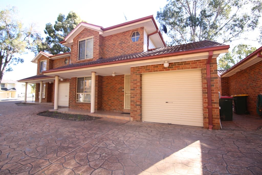 4/112-114 Targo Rd, Girraween, NSW 2145