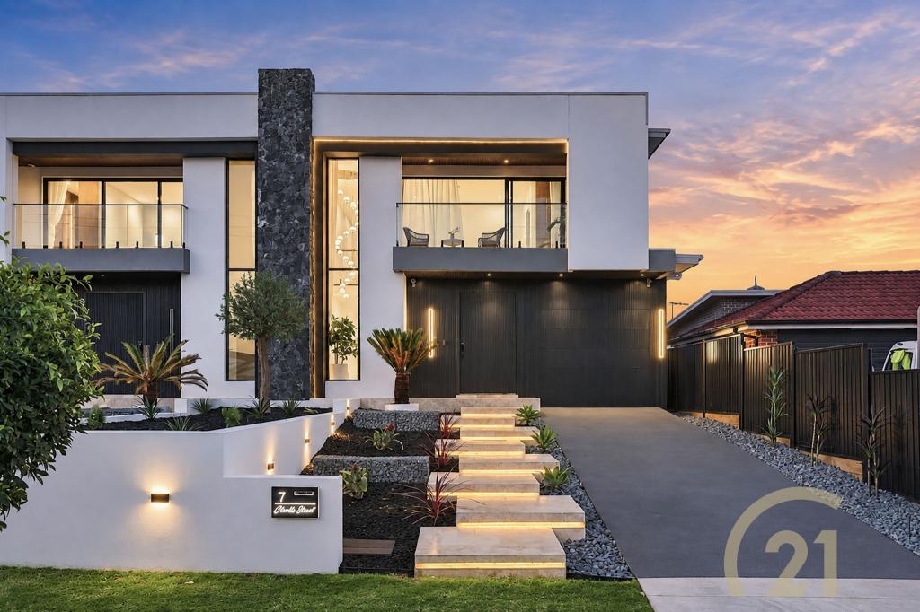 7 CHARLES ST, SMITHFIELD, NSW 2164