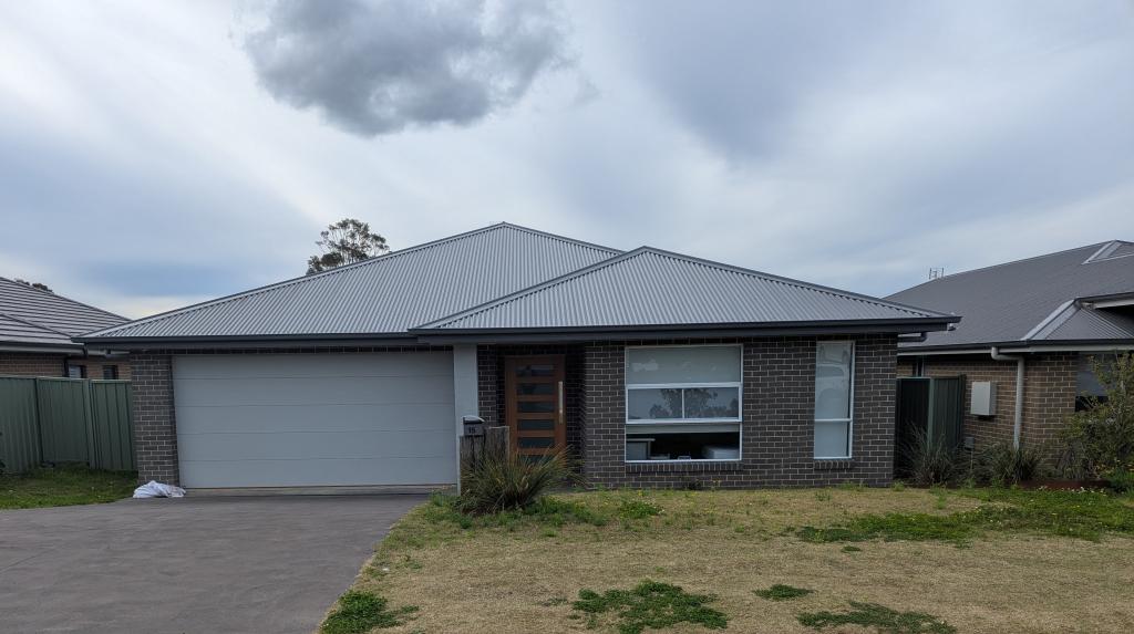 15 Adele Cl, Nowra, NSW 2541
