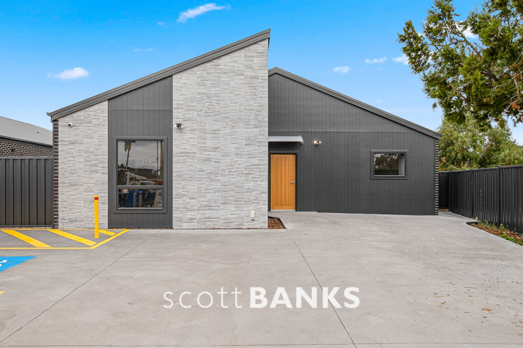 1/13 Raymond St, Melton South, VIC 3338