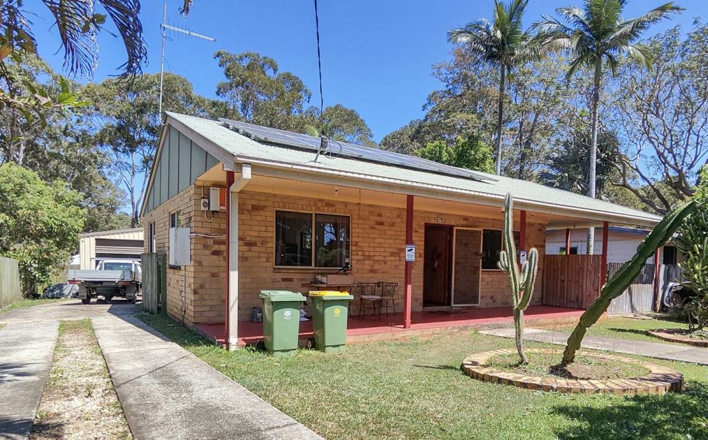 38 Harvey St, Russell Island, QLD 4184