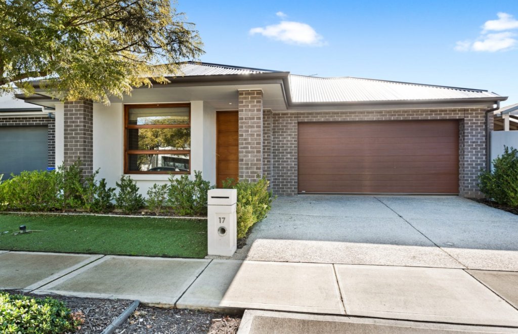 17 Apprentice St, St Clair, SA 5011
