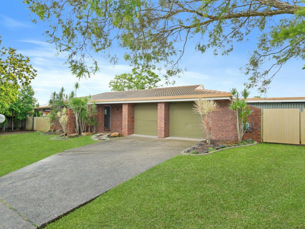 45 Lavender St, Mooroobool, QLD 4870