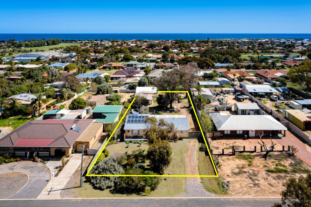 13 Alexander Dr, Glenfield, WA 6532