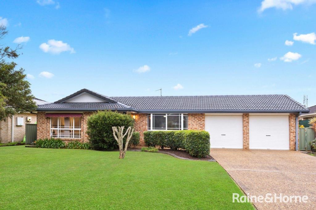 1 Wangi Pl, Port Macquarie, NSW 2444