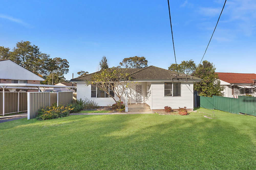 20 Guernsey St, Busby, NSW 2168