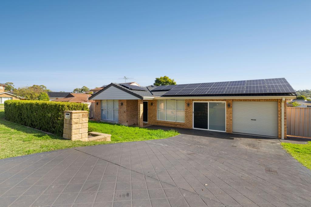 16 Arkansas Pl, Kearns, NSW 2558