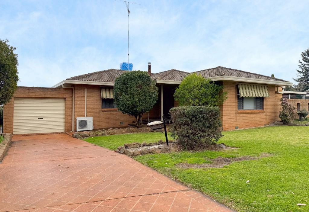 2 Alexandra St, Parkes, NSW 2870