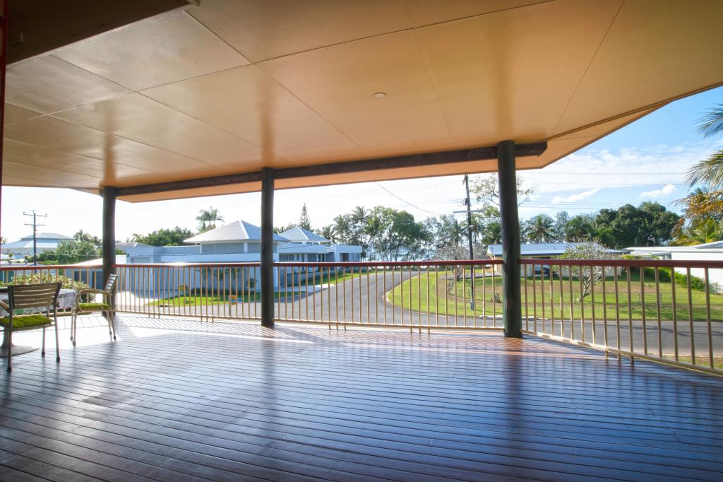 30 Wall St, South Mission Beach, QLD 4852