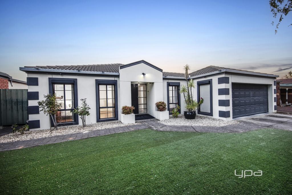 6 Forsyth Cl, Burnside, VIC 3023