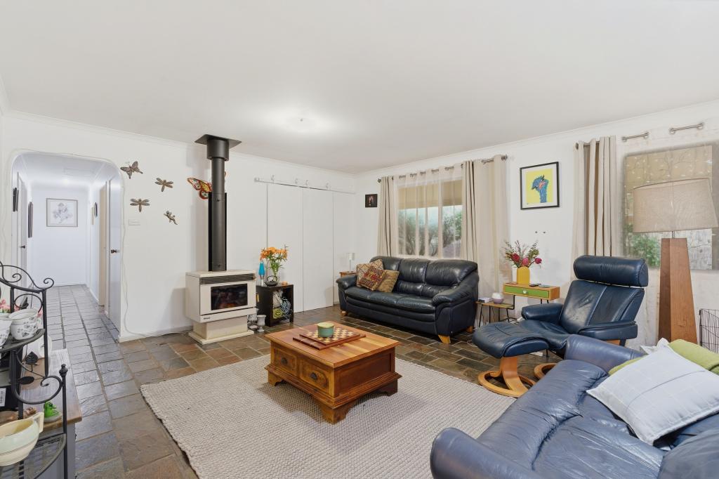 11 Peninsula Rd, Bridgetown, WA 6255