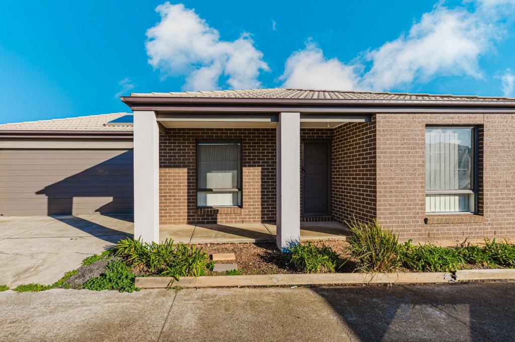 4/12 Duval Dr, Maddingley, VIC 3340