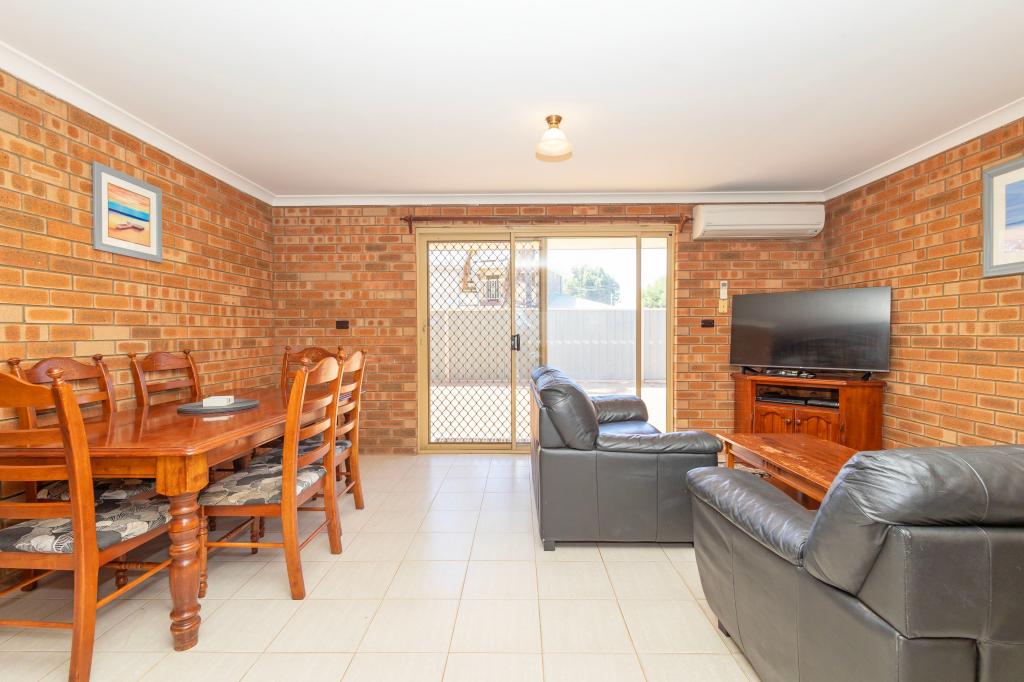 6/36 Nairn St, Leeman, WA 6514