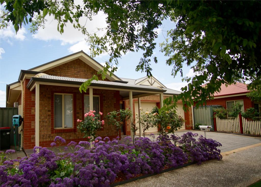 22 Otway Cres, Mawson Lakes, SA 5095