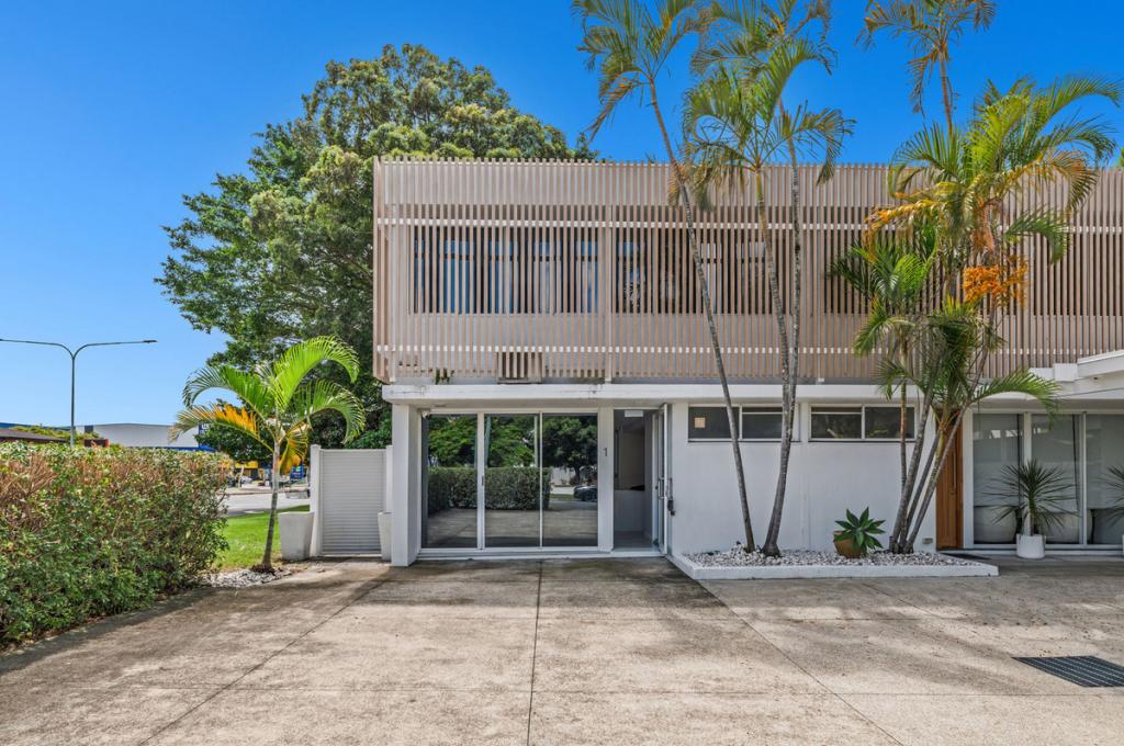 1/1 Vespa Cres, Surfers Paradise, QLD 4217