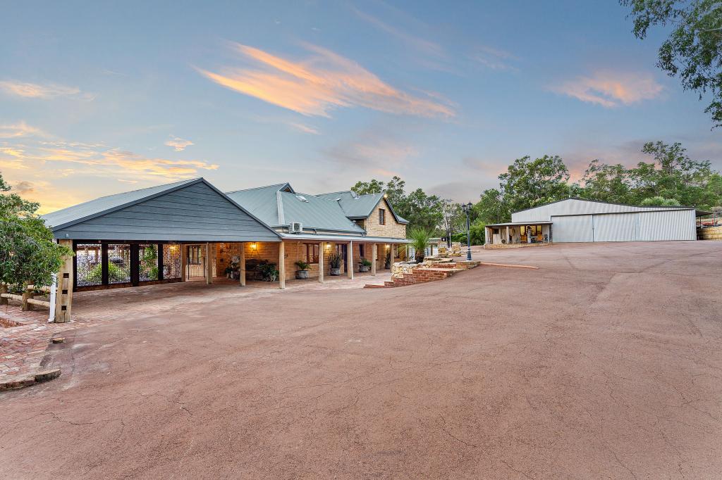 23 LYONS RD, WAROONA, WA 6215