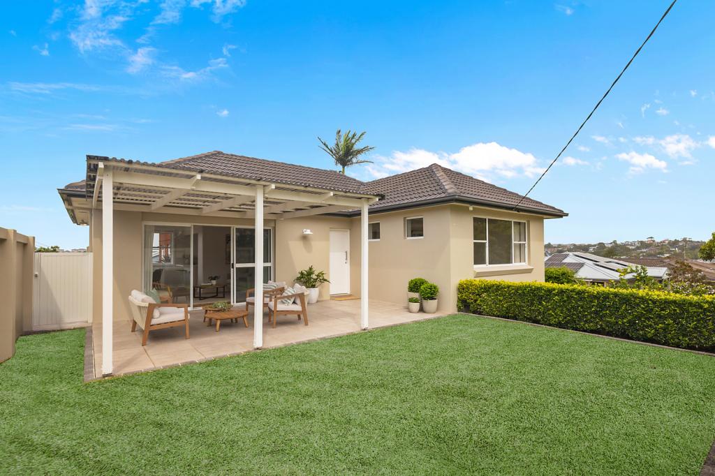 52 Carlton St, Freshwater, NSW 2096
