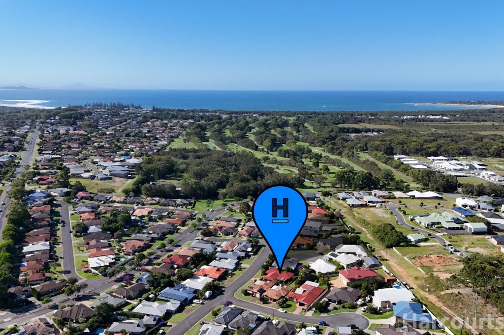 16 Dennis Cres, South West Rocks, NSW 2431