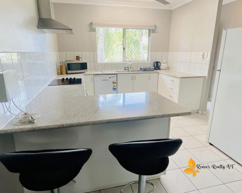 8/9 HOGAN CT, GRAY, NT 0830