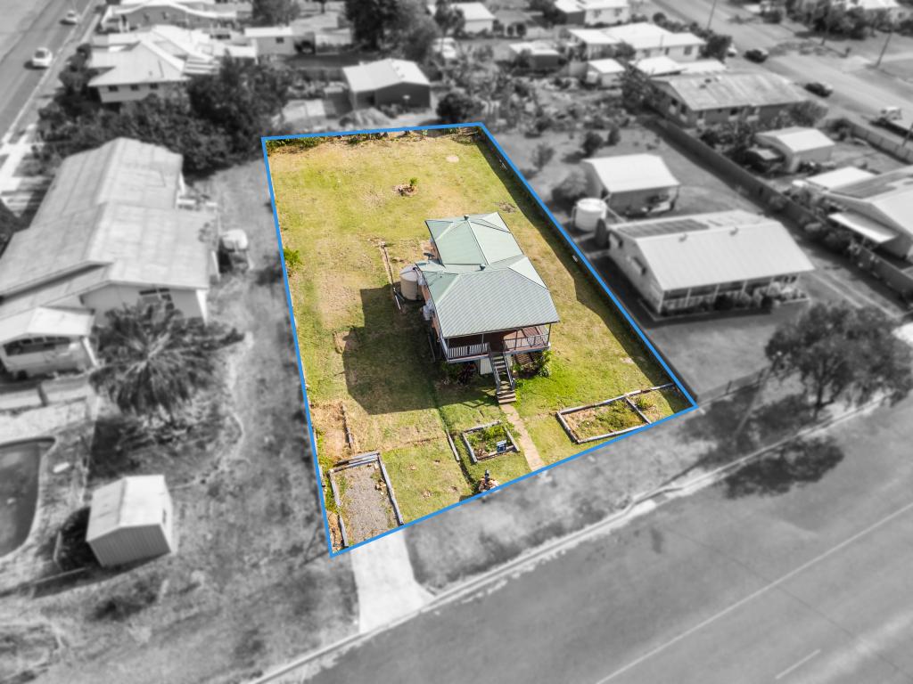 11 Dear St, Gin Gin, QLD 4671