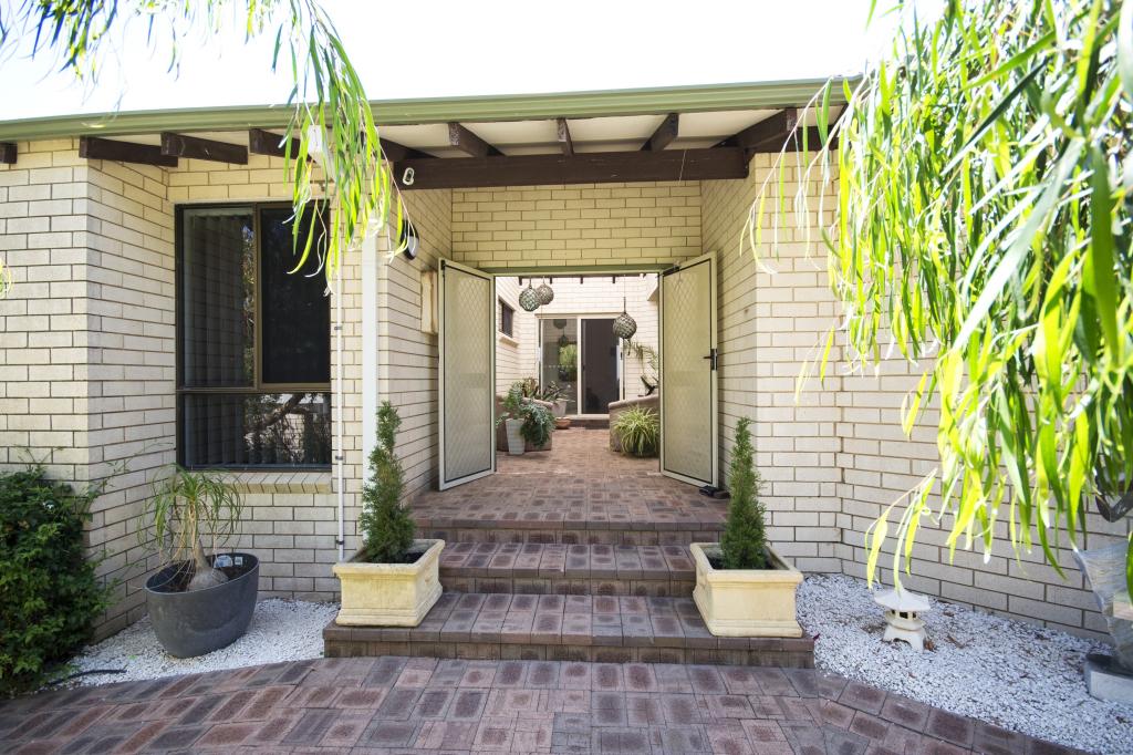 1 Moran Pl, West Beach, WA 6450