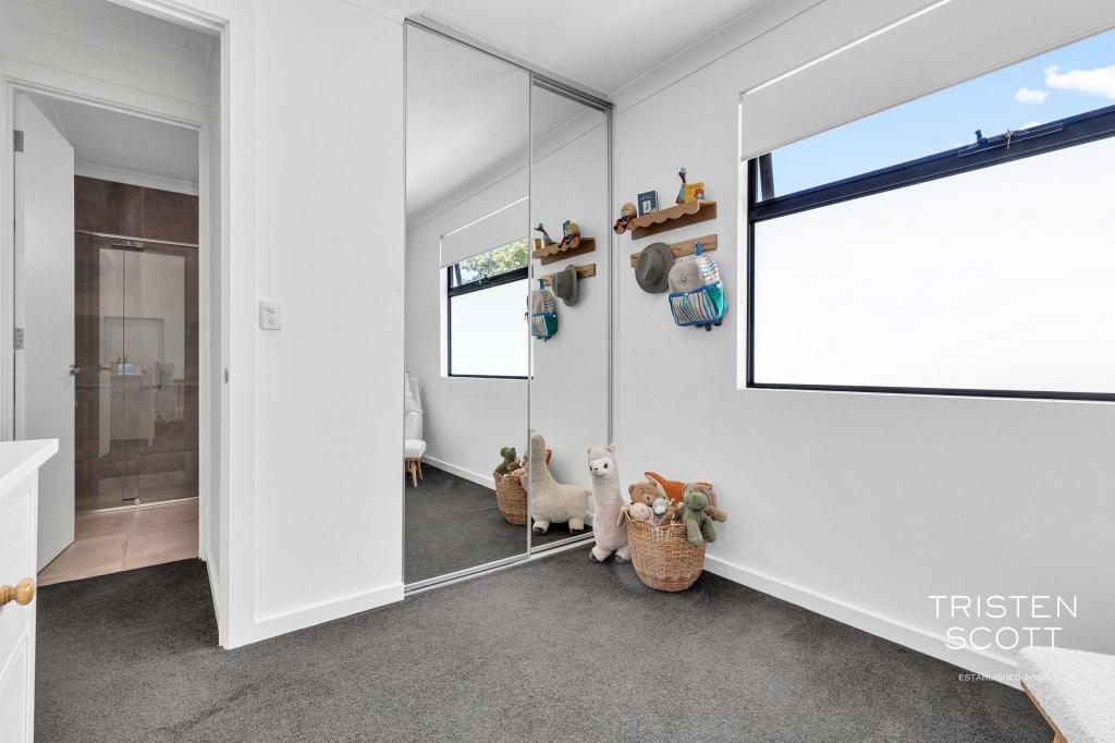 18 Kurrua Gr, Dernancourt, SA 5075