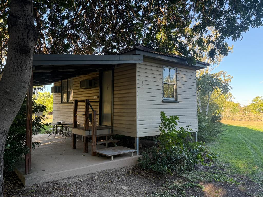 3 Don St, Wowan, QLD 4702