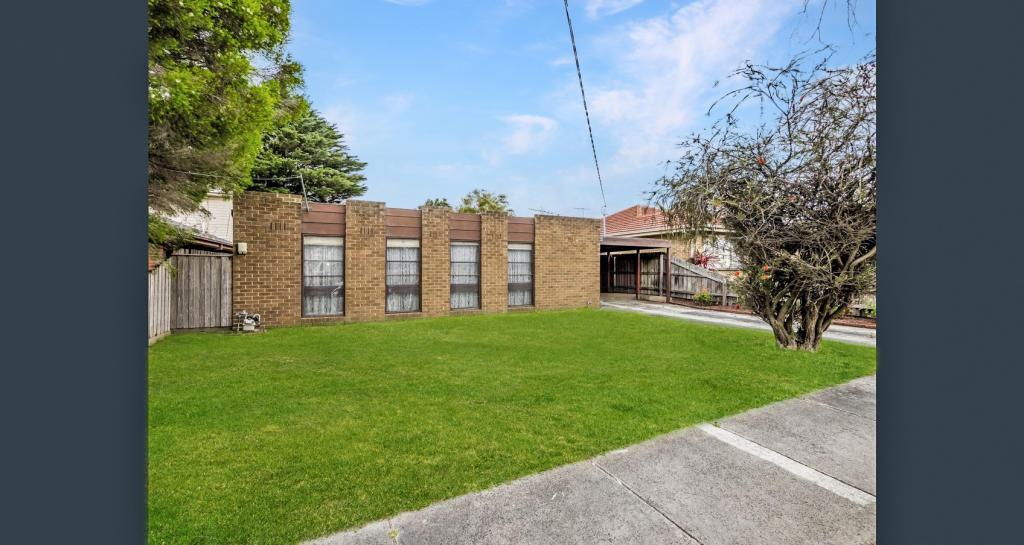 12 Harry St, Cranbourne, VIC 3977