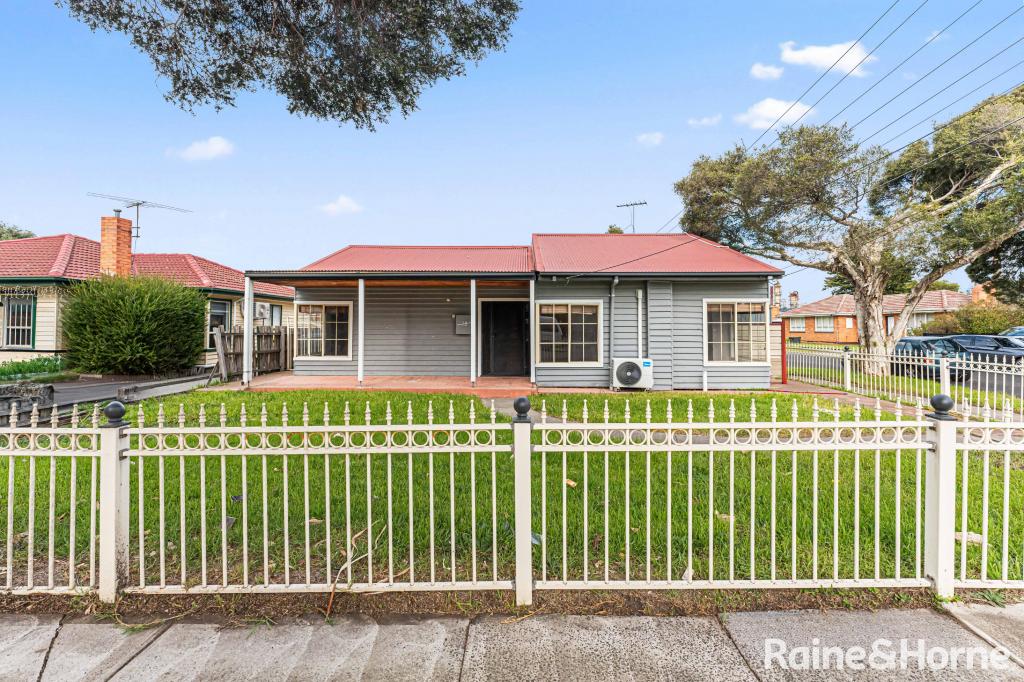 18 Hatherley Gr, Altona North, VIC 3025