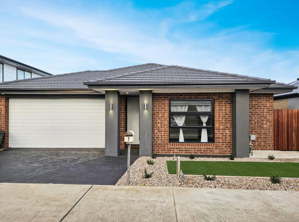 7 Bedajanawa Dr, Grovedale, VIC 3216