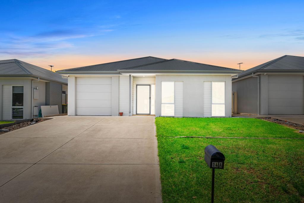 14a Barnabas Cres, Christie Downs, SA 5164
