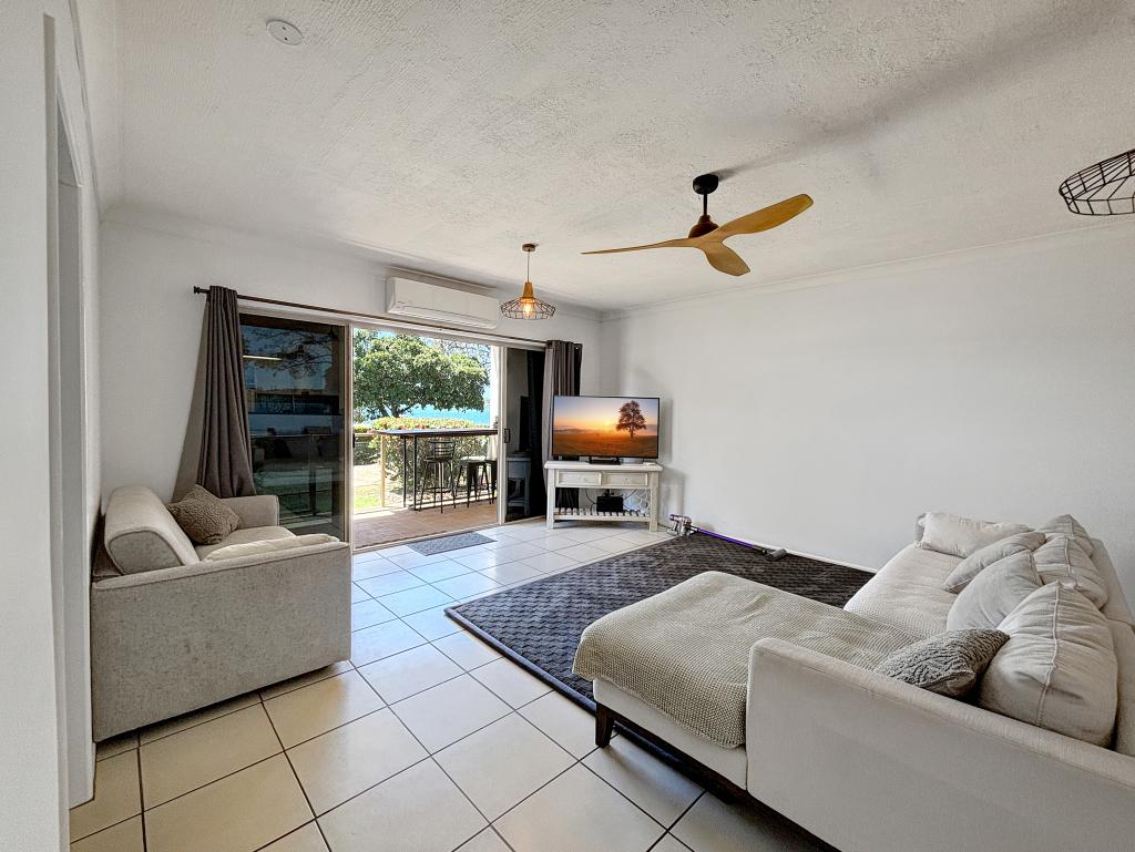 1/105 BRADMAN AVE, MAROOCHYDORE, QLD 4558