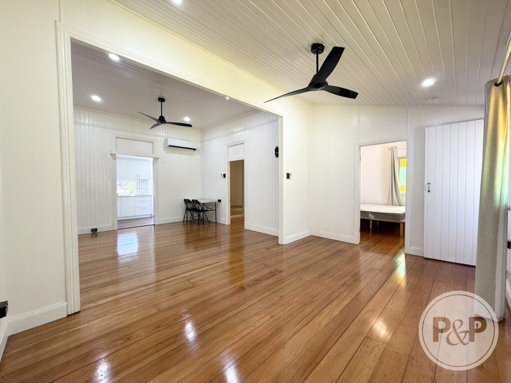 1 Howitt St, North Ward, QLD 4810